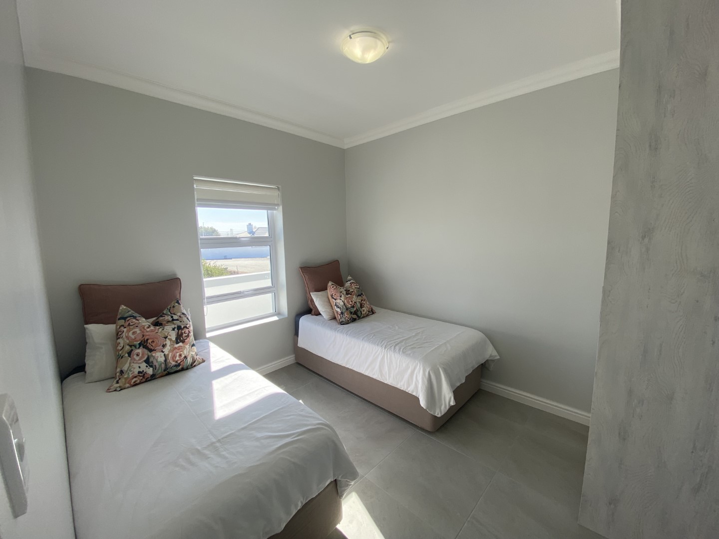 2 Bedroom Property for Sale in Yzerfontein Western Cape